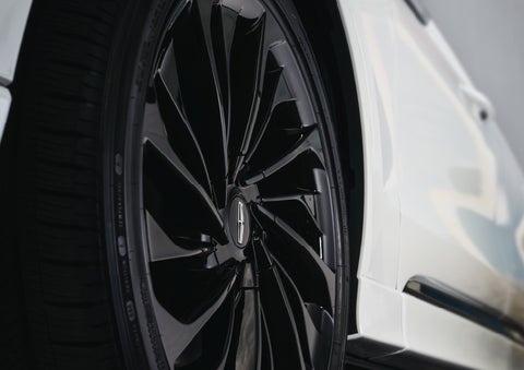 The wheel of the available Jet Appearance package is shown | Maguire's Lincoln in Palmyra PA